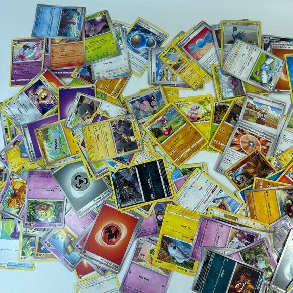 Pokemon 200+ Bulk Card Lot, All Pictured, Holos Uncommons Rares Commons - Picture 4 of 7